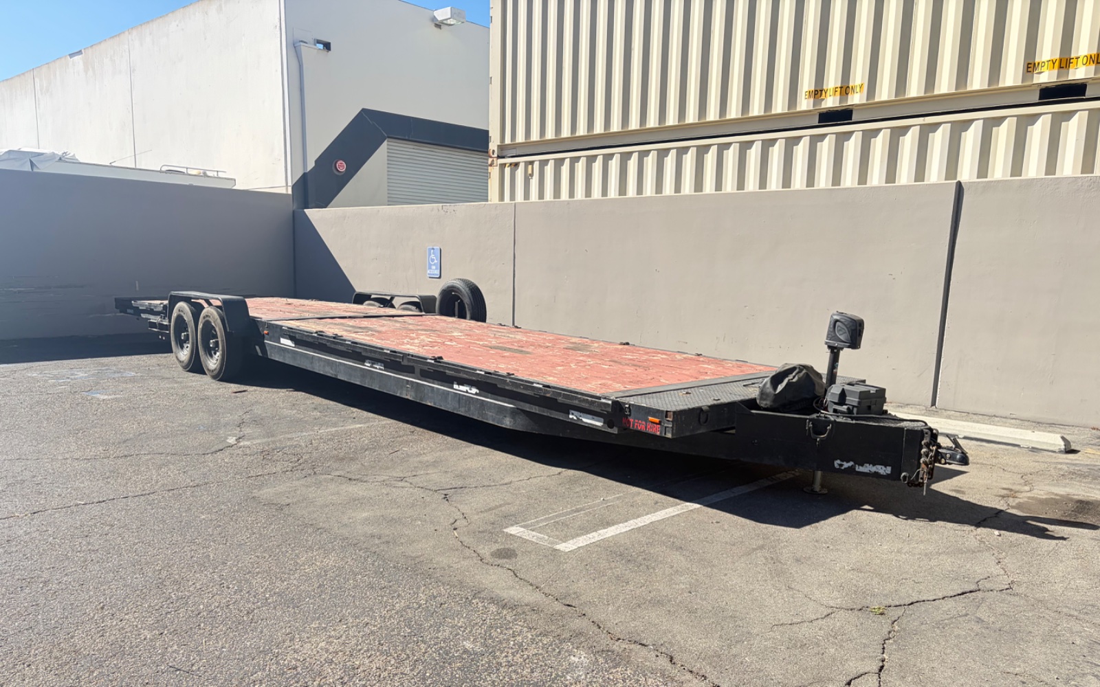 35ft car hauler trailer rental in Anaheim, CA