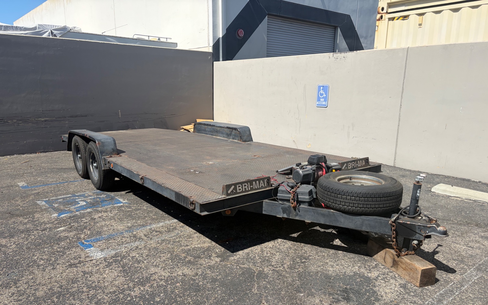 20ft deck car hauler trailer with winch rental in Anaheim, CA